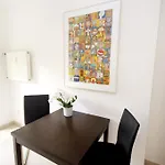 Moebliertes Im Herzen Von Daire Düsseldorf