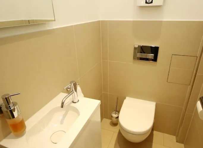 Apartamento Möbliertes Im Herzen Von